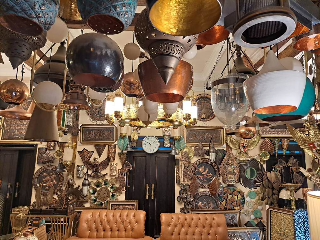 Perbedaan Kerajinan Tembaga dan Kuningan Boyolali: Mana yang Tepat?