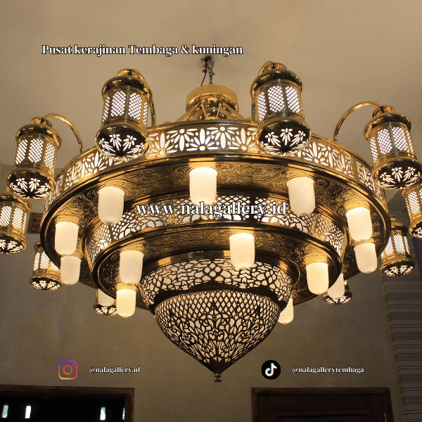 Lampu Masjid Madinah