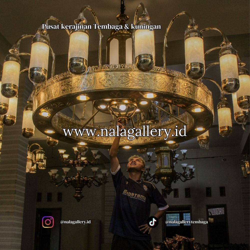 lampu gantung tembaga modern minimalis untuk interior rumah mewah